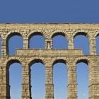 Aquaduct een waterleidingsysteem van eeuwen terug