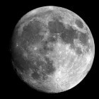 De maan: belangrijk hemellichaam bij de aarde