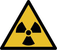Waarschuwing voor een radioactiviteit niveau die voor de mens gevaarlijk is / Bron: Cary Bass, Wikimedia Commons (Publiek domein)