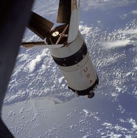 Er gaat gekoppeld worden met de laatste trap van de Saturn 1B-raket / Bron: Publiek domein, Wikimedia Commons (PD)